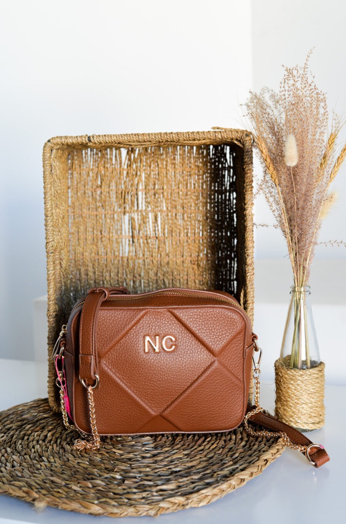 Bolso piel vegana pompón