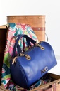 Bolso piel vegana pompón