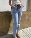 Pantalón denim con pañuelo