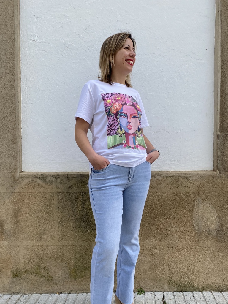 Camiseta tocado flores