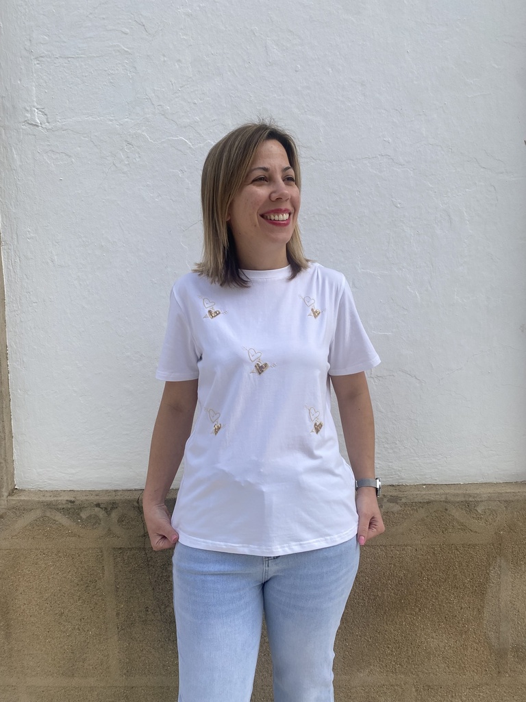 Camiseta blanca corazones en dorados