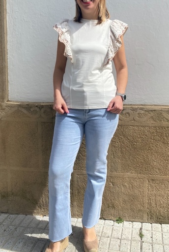 Camiseta volantes